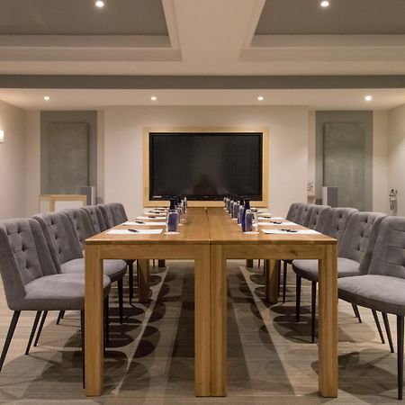 فندق ذا باي كيب تاون المظهر الخارجي الصورة The boardroom at the London office